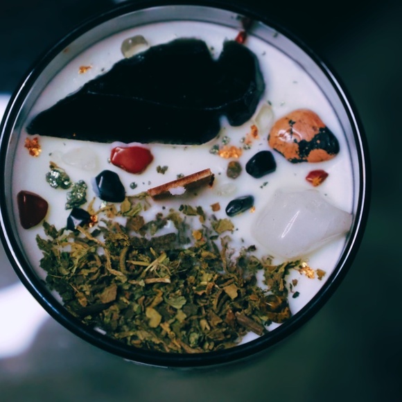 Patchouli | Teakwood  Bliss Scented Candle | Earthy Aromatherapy Serenity | 8oz - Picture 2 of 2